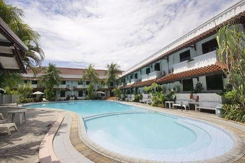 Bahari Inn Tegal Εξωτερικό φωτογραφία